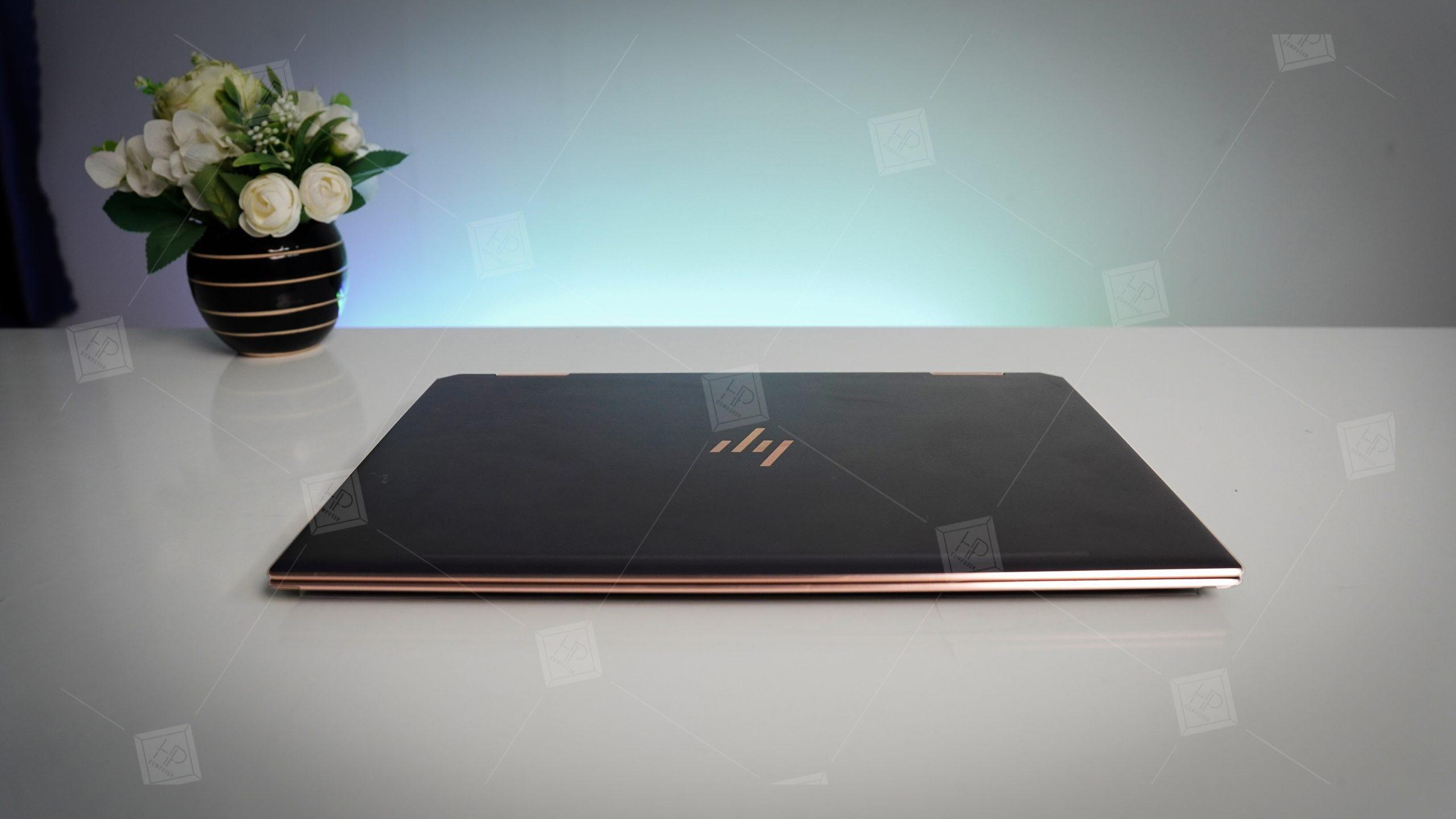 LAPTOP HP SPECTRE 13 - AP0093TU I7