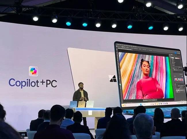 Recall, Cocreator, Live Captions và Studio Effects là 4 công cụ mới được Copilot và PC giới thiệu