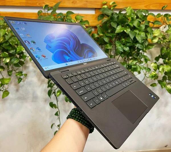 [ LIKE NEW ] Dell Latitude 7430 | Core i7-1265U 16GB 256GB Iris Xe 14'' FHD Carbon