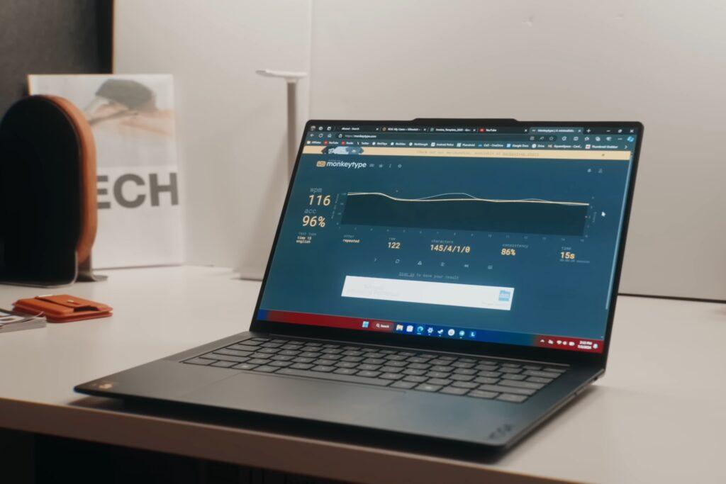 Lenovo Yoga Slim 9i Gen 10 vs Yoga Slim 7x Gen 9: Nên Chọn Nền Tảng x86 Hay ARM Trong Năm 2025?