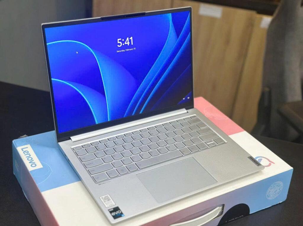 Nên Mua Laptop Nào Cho Sinh Viên Năm 2026? So Sánh Chi Tiết 5 Mẫu Đáng Mua Nhất