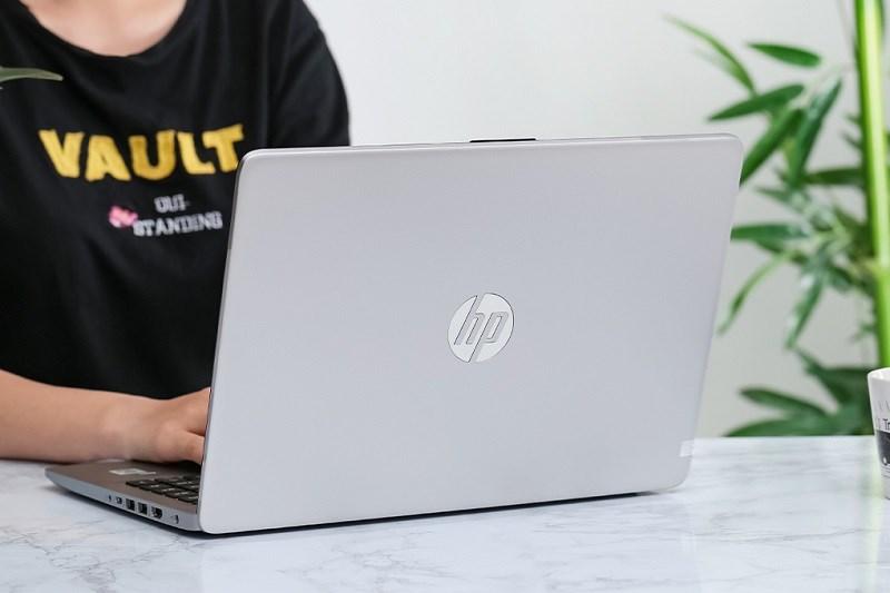 Top 5 loại laptop chất lượng dành cho dân văn phòng