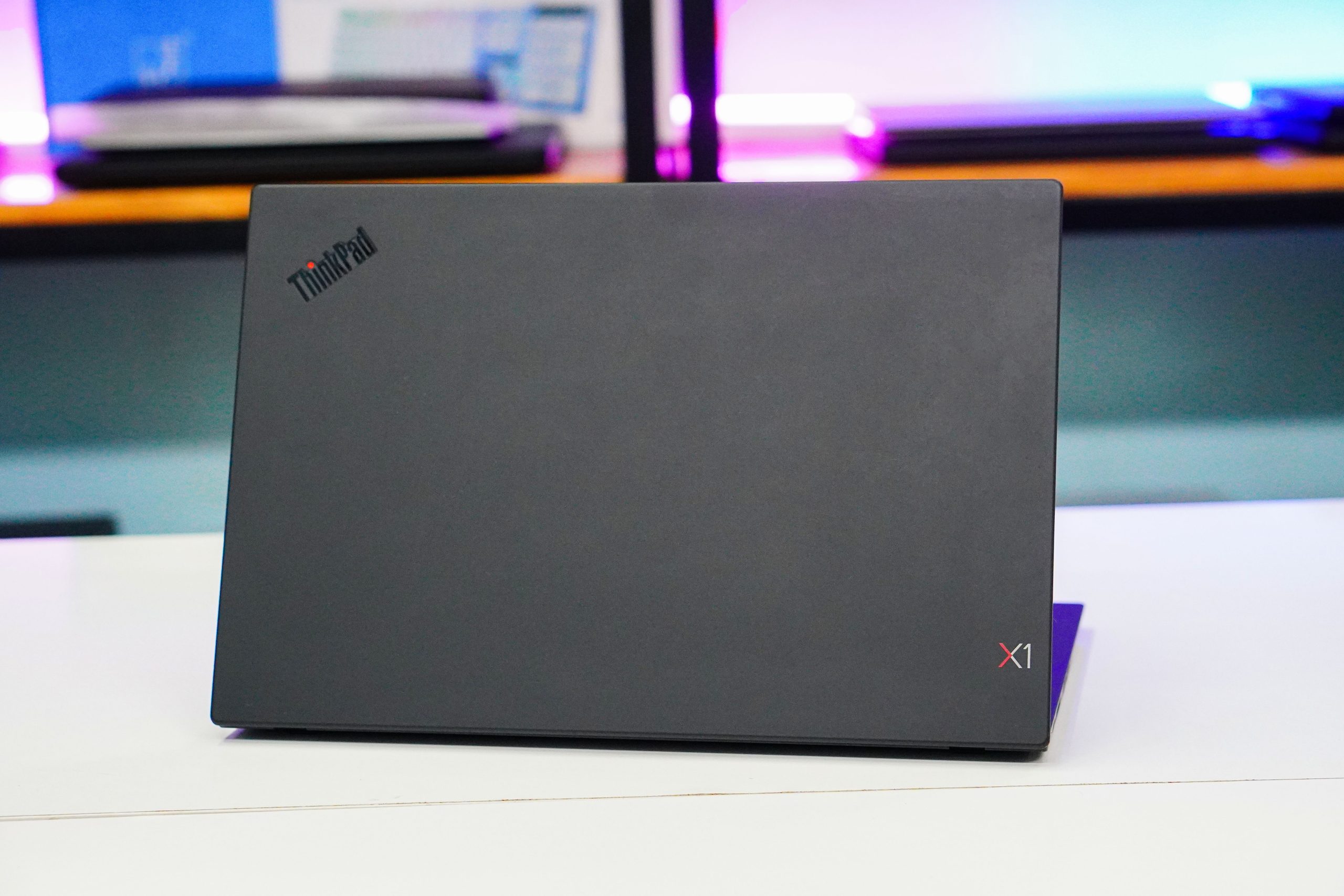 ThinkPad X13 Gen 1 i5-10210U 8GB |2574 Amazon.co.jp: Lenovo